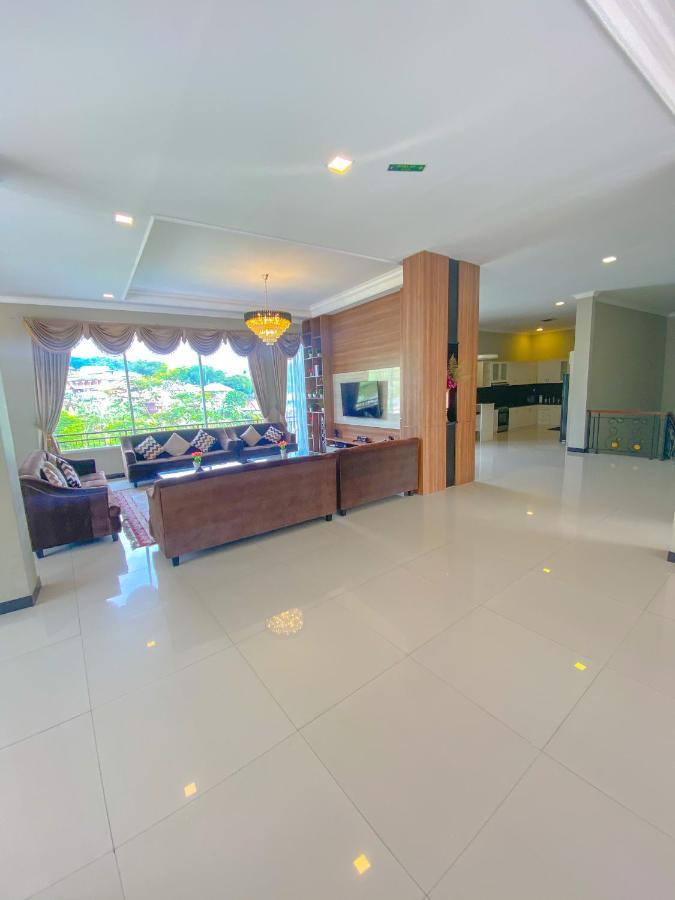Villa Andalus 3 Puncak Bagian luar foto