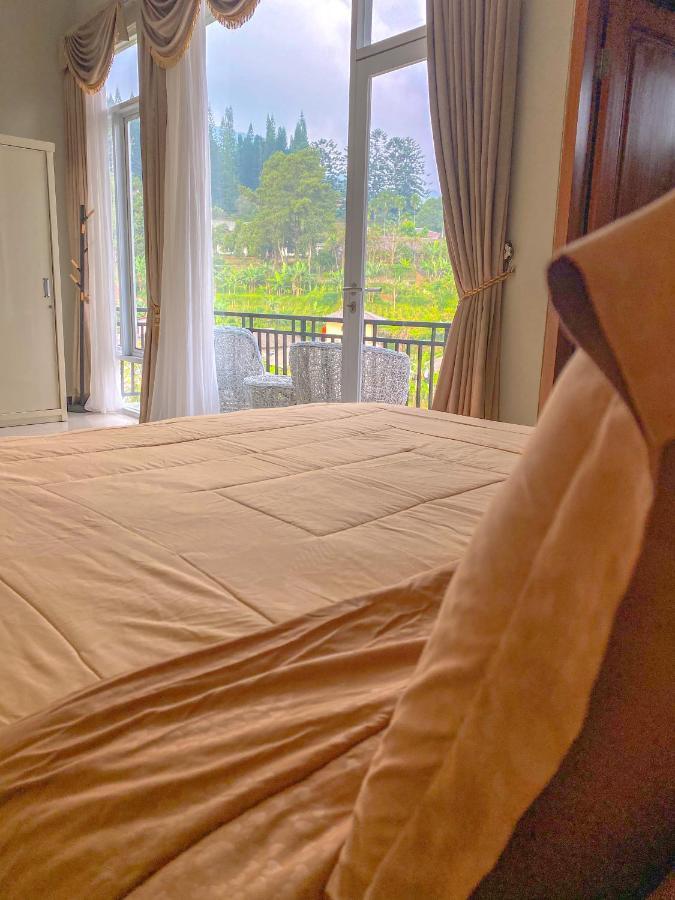 Villa Andalus 3 Puncak Bagian luar foto