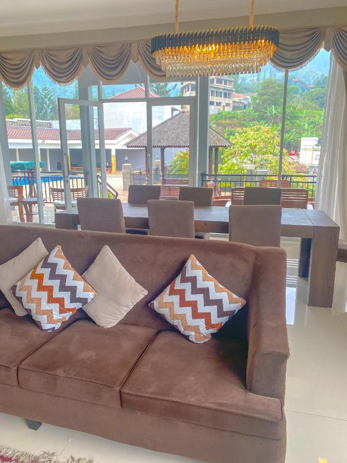 Villa Andalus 3 Puncak Bagian luar foto